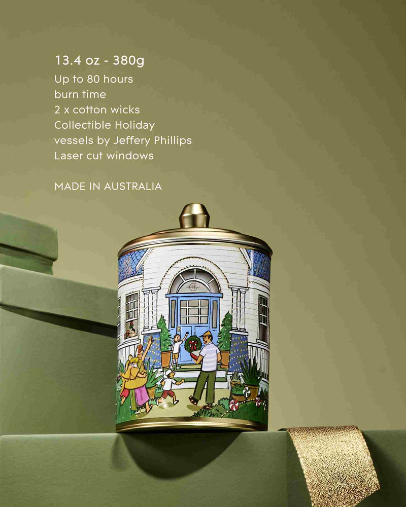 GLASSHOUSE FRAGRANCES Under the Mistletoe 13.4 OZ Candle
